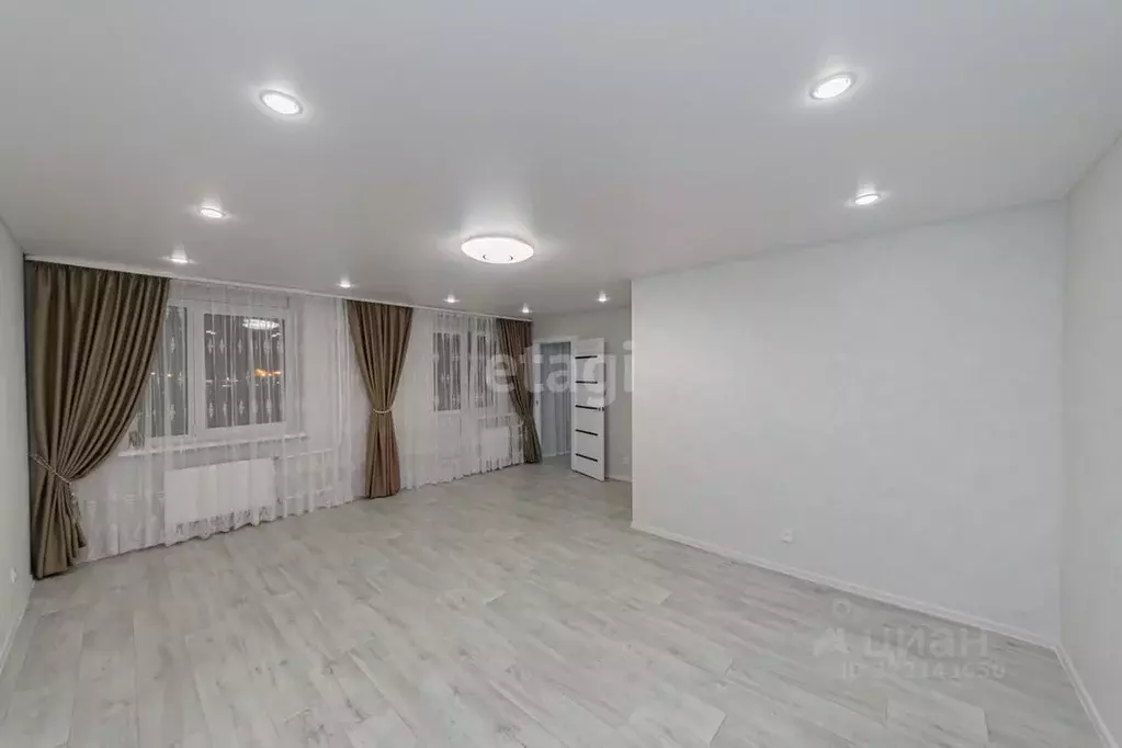 2-к кв. Тюменская область, Тюмень ул. Василия Гольцова, 4 (61.9 м) - Фото 1