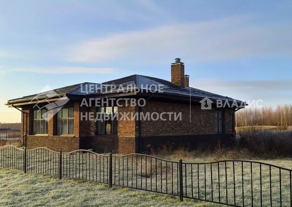 Дом в Рязанская область, Рязанский район, Варсковское с/пос, пос. ... - Фото 1