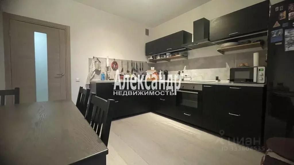 2-к кв. Санкт-Петербург ул. Богословская, 4к1 (62.6 м) - Фото 1
