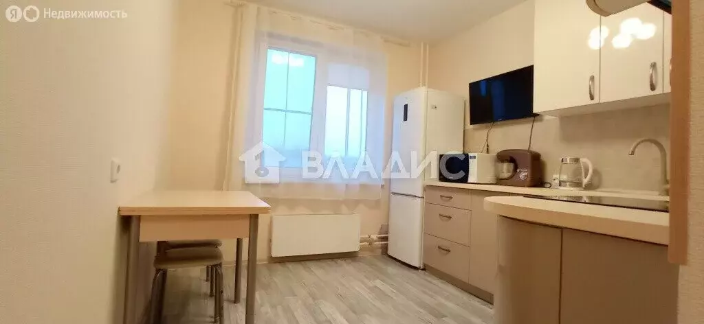 3-комнатная квартира: Нижний Новгород, улица Бориса Видяева, 15 (56 м) - Фото 2