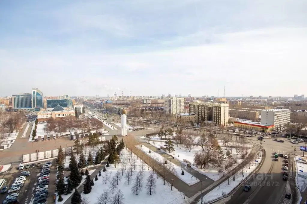 3-к кв. Тюменская область, Тюмень ул. Малыгина, 90 (132.0 м) - Фото 1