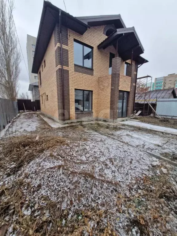 Дом в Оренбургская область, Оренбург ул. Красина, 91 (140 м) - Фото 2