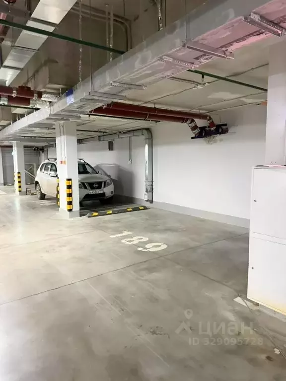 Гараж в Москва ул. Архитектора Щусева, 5к1 (18 м) - Фото 1