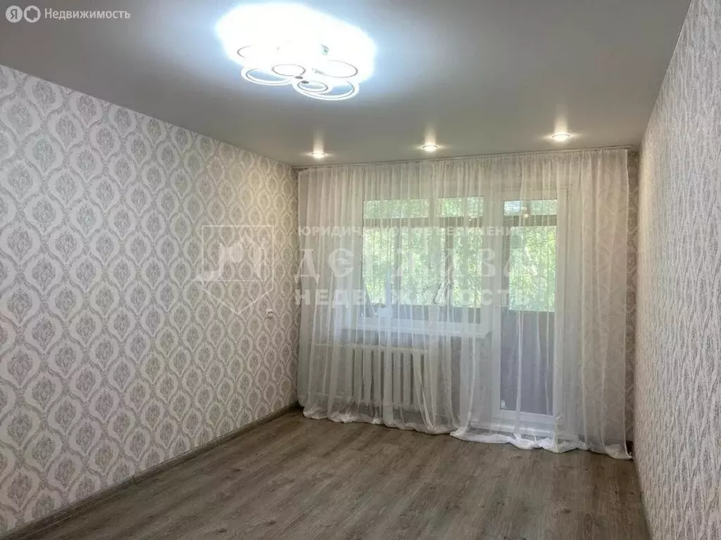 2-комнатная квартира: Ленинск-Кузнецкий, проспект Ленина, 30 (44 м) - Фото 0