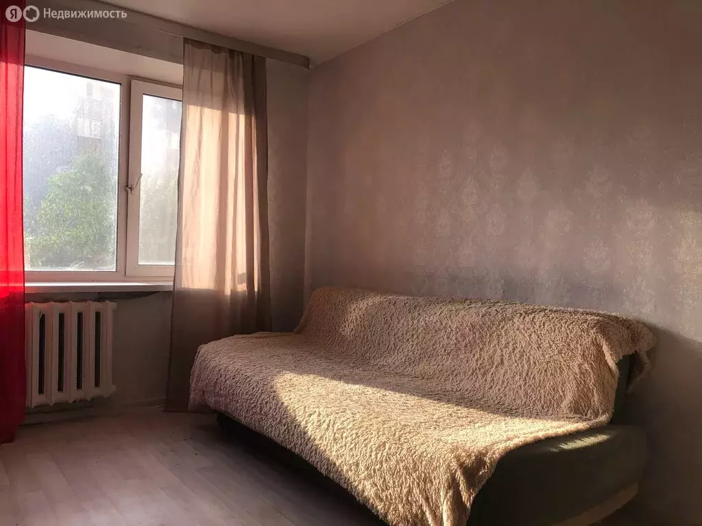1к в 4-комнатной квартире (16 м) - Фото 1