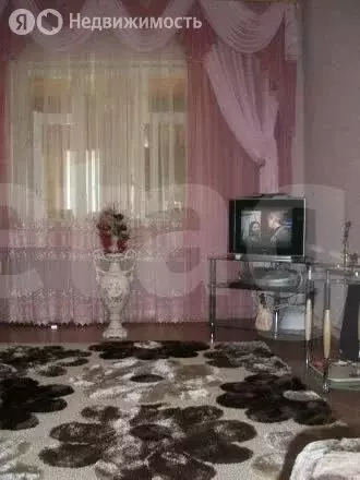 3-комнатная квартира: Чаплыгин, улица Крупской, 28 (56.2 м) - Фото 1