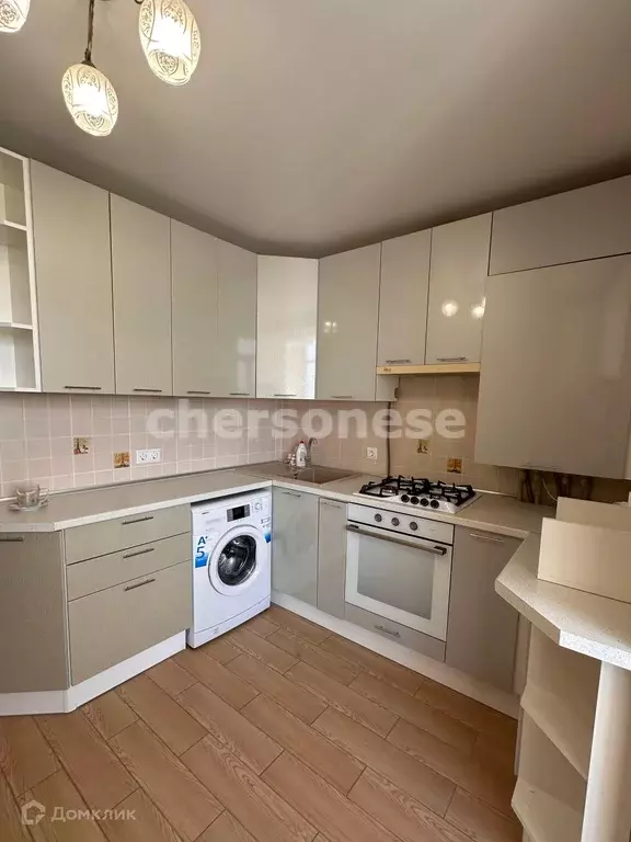 Продаётся 5-к квартира, 180 м - Фото 1