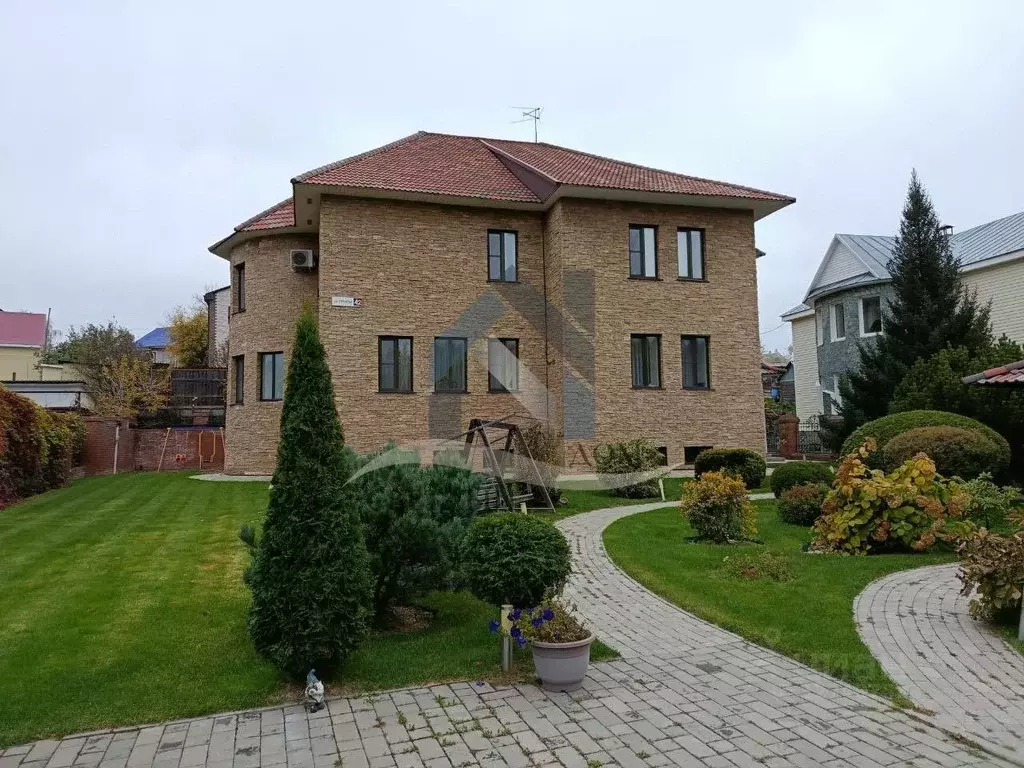 Дом в Алтайский край, Барнаул ул. Пенаты, 42 (410 м) - Фото 1