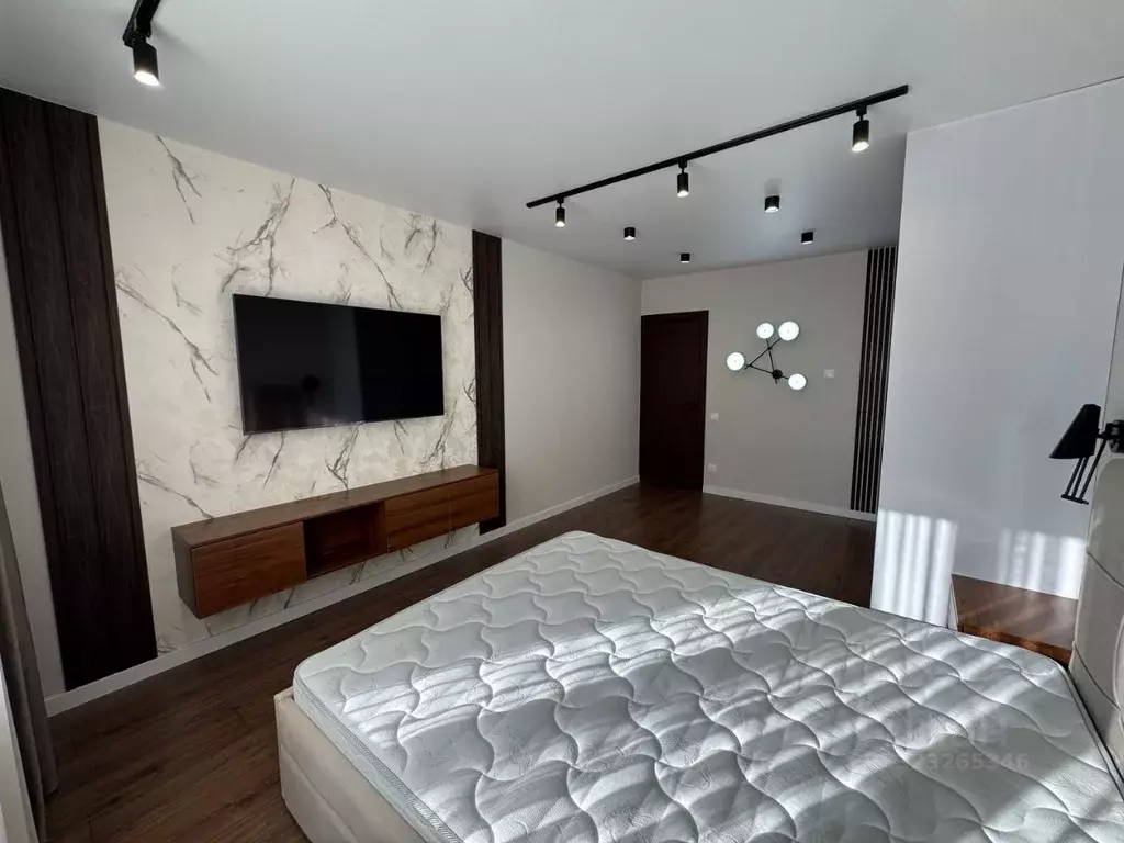 1-к кв. Саратовская область, Саратов ул. Имени С.П. Лисина, 16А (45.0 ... - Фото 2