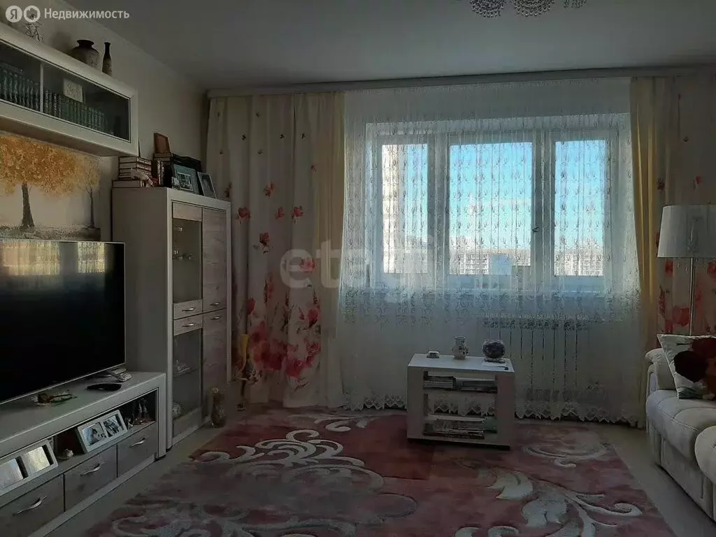 2-комнатная квартира: Тюмень, Арктическая улица, 1к1 (51.6 м) - Фото 1