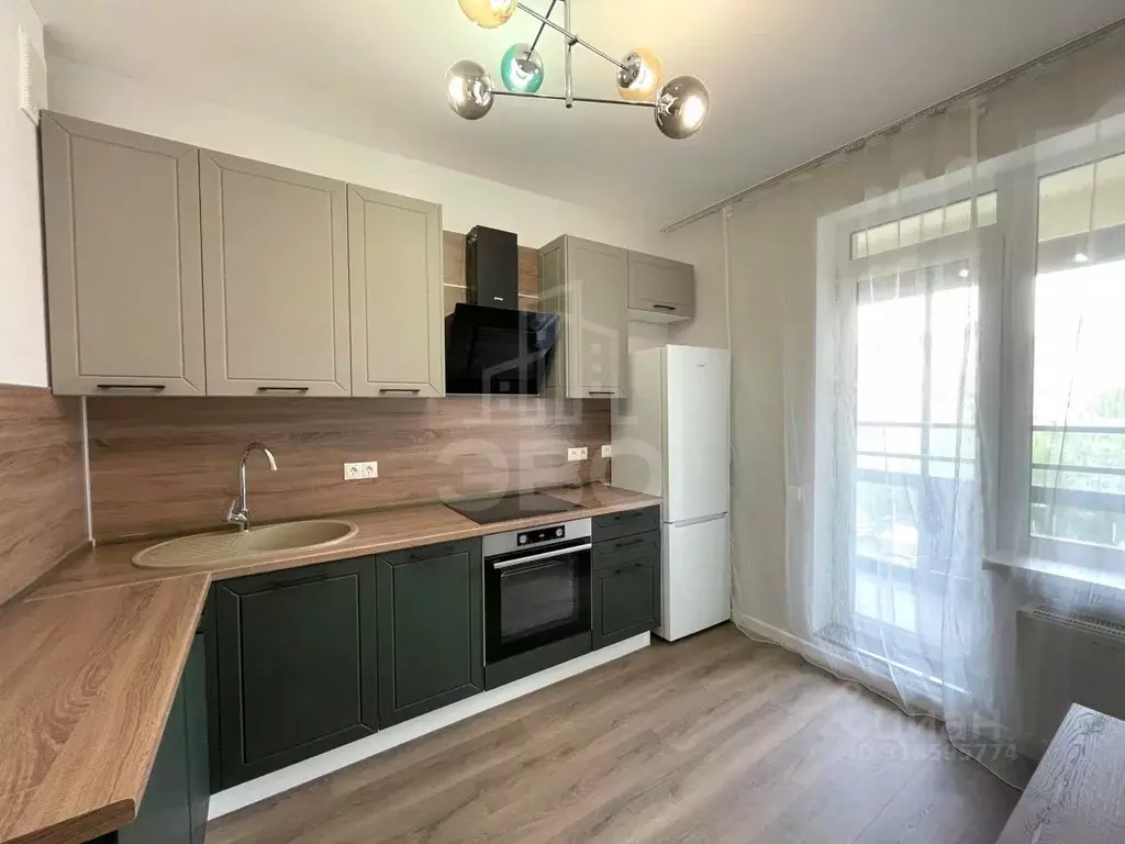 1-к кв. Санкт-Петербург ул. Парфеновская, 14к1 (35.7 м) - Фото 0