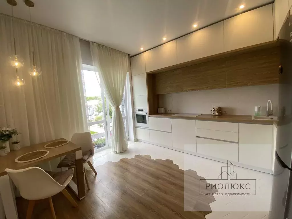 Дом в Челябинская область, Магнитогорск ул. Российская, 38 (118 м) - Фото 1