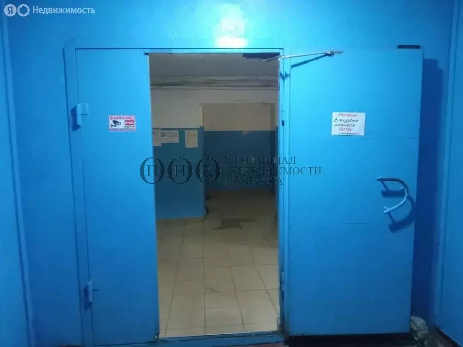 1-комнатная квартира: Кемерово, проспект Ленина, 142А (16 м) - Фото 1