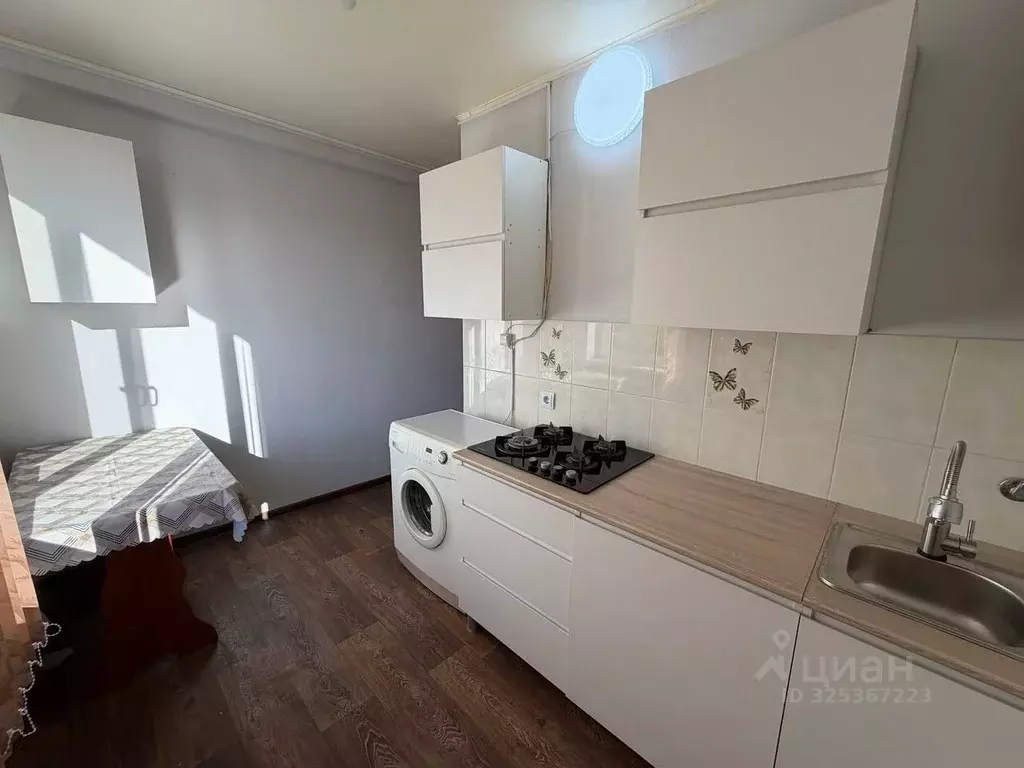 2-к кв. Крым, Симферополь ул. Лескова, 47 (43.0 м) - Фото 0