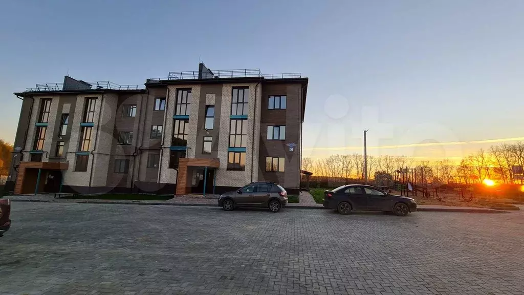 3-к. квартира, 82,5 м, 2/3 эт. - Фото 1