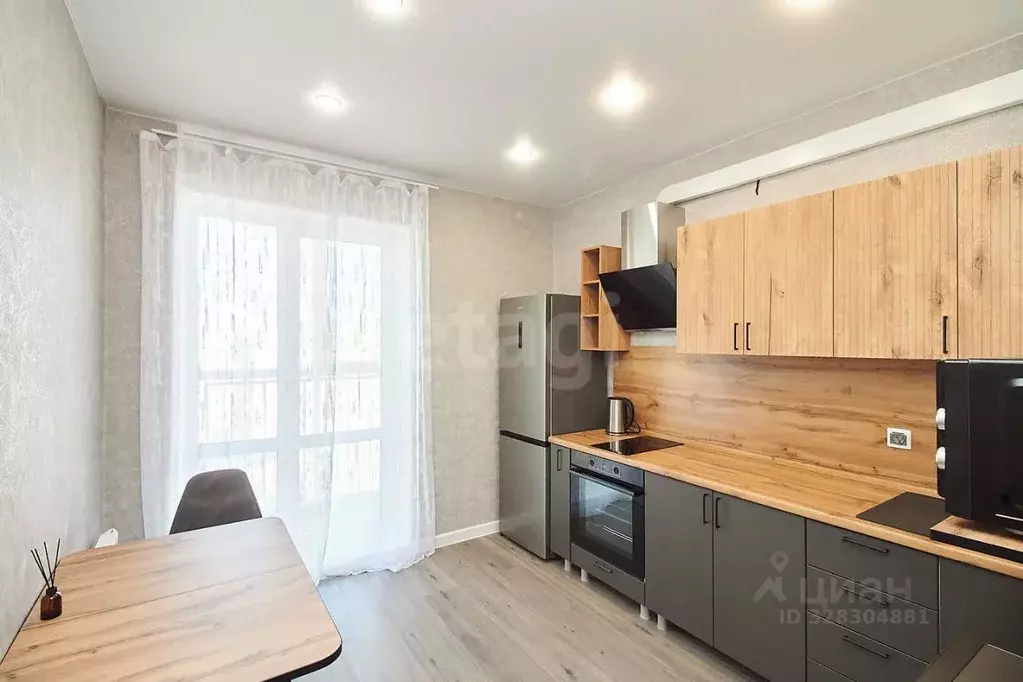 1-к кв. Тюменская область, Тюмень ул. Ветеранов Труда, 9А (35.0 м) - Фото 1