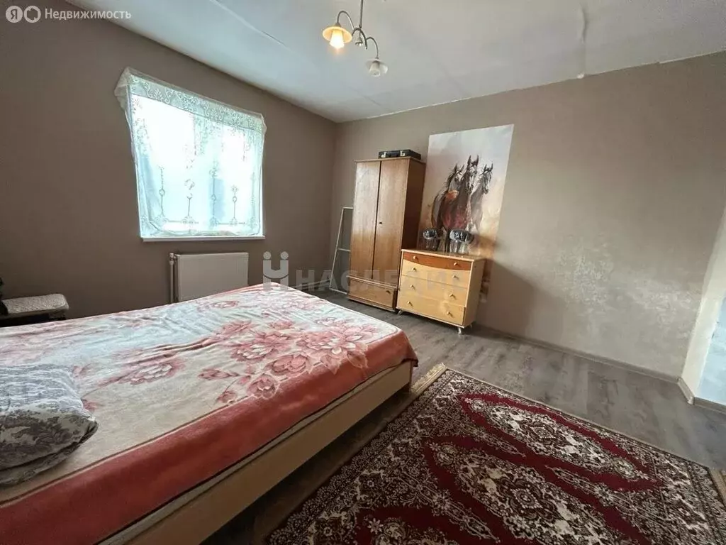 Дом в Белая Калитва, улица Атаева (250 м) - Фото 1
