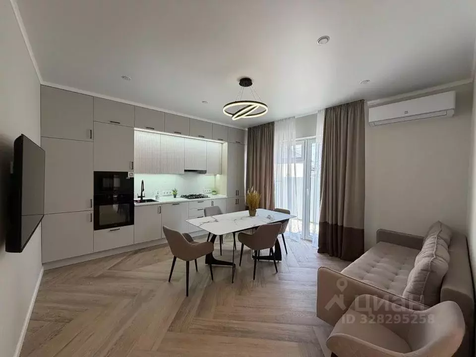 Дом в Краснодарский край, Динской район, Старомышастовская ст-ца ул. ... - Фото 1