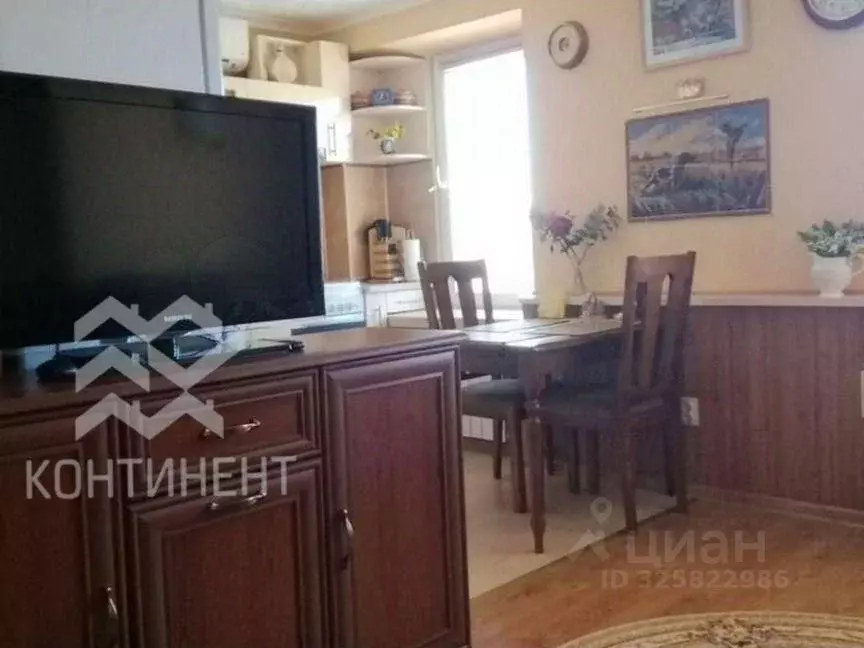 3-к кв. Крым, Евпатория ул. Конституции, 3 (52.2 м) - Фото 2