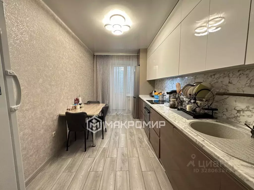 2-к кв. Ханты-Мансийский АО, Сургут ул. Крылова, 20 (53.2 м) - Фото 2