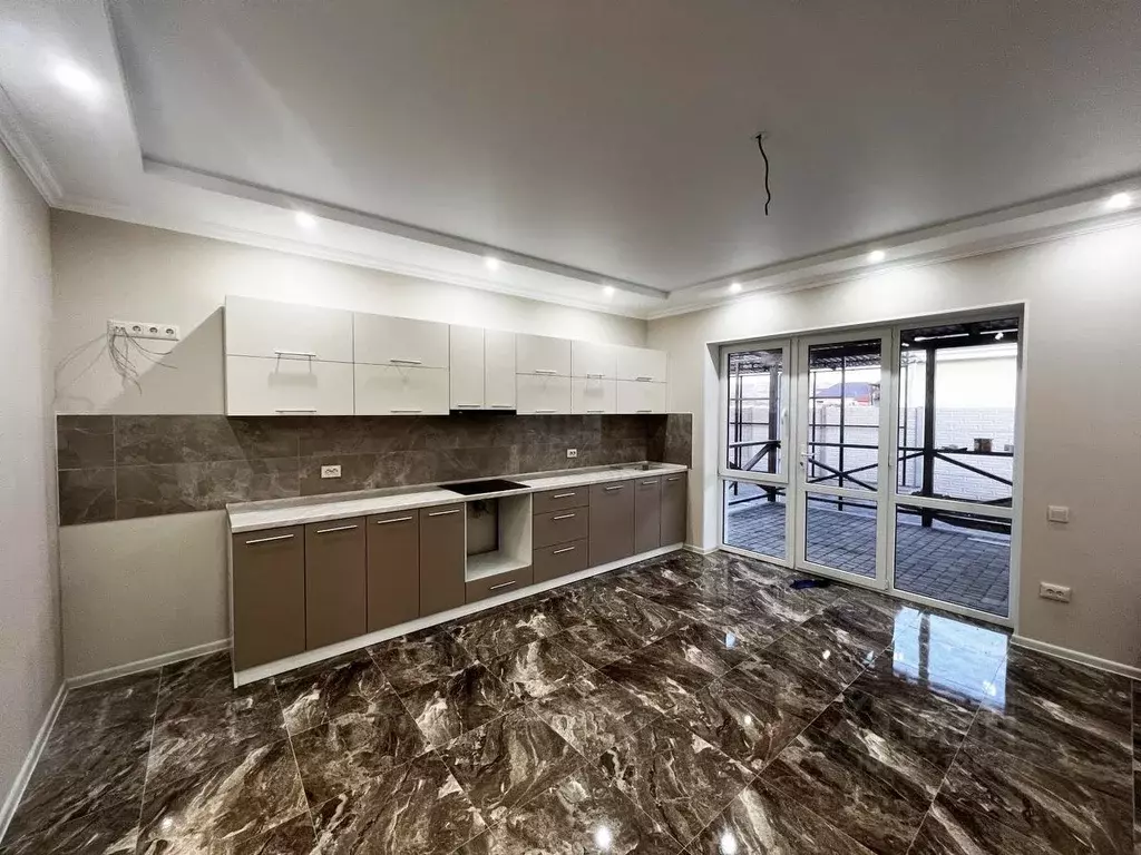 Дом в Крым, Симферопольский район, Добровское с/пос, с. Пионерское  ... - Фото 2