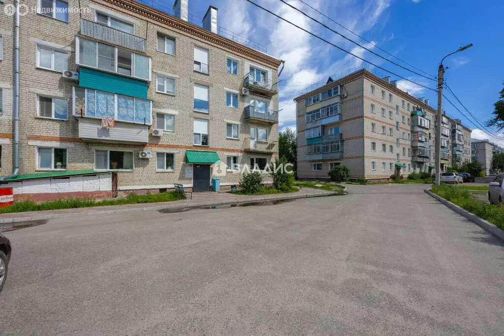 2-комнатная квартира: село Белогорье, Заводская улица, 2 (43.2 м) - Фото 1