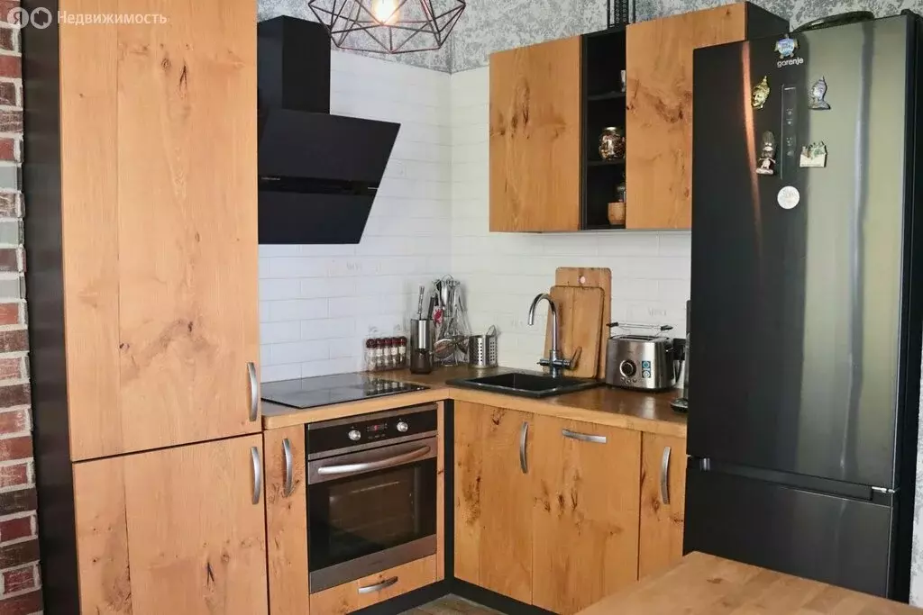 2-комнатная квартира: деревня Пикколово, Петровская улица, 18к1 (72.3 ... - Фото 1