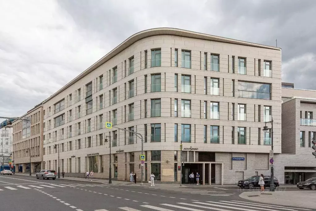 4-к кв. Москва ул. Остоженка, 11 (180.4 м) - Фото 0