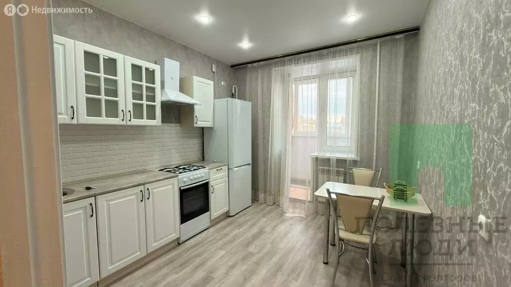 1-комнатная квартира: Йошкар-Ола, улица Петрова, 27А (33.5 м) - Фото 1