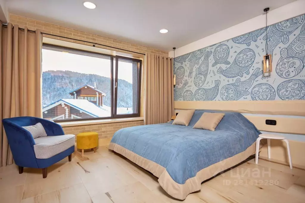 1-к кв. Иркутская область, Иркутский муниципальный округ, Листвянка рп ... - Фото 1