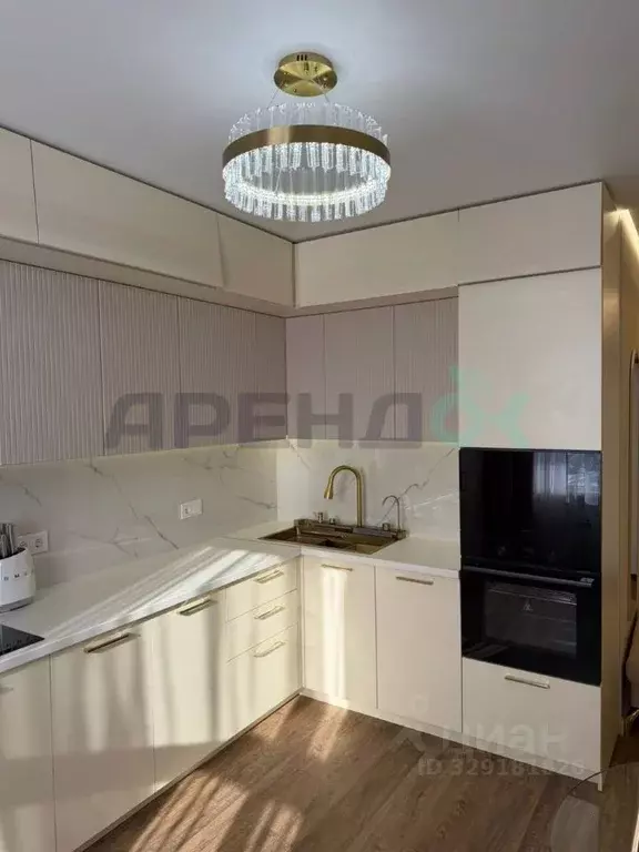 2-к кв. Татарстан, Казань ул. Александра Курынова, 5к1 (40.0 м) - Фото 1