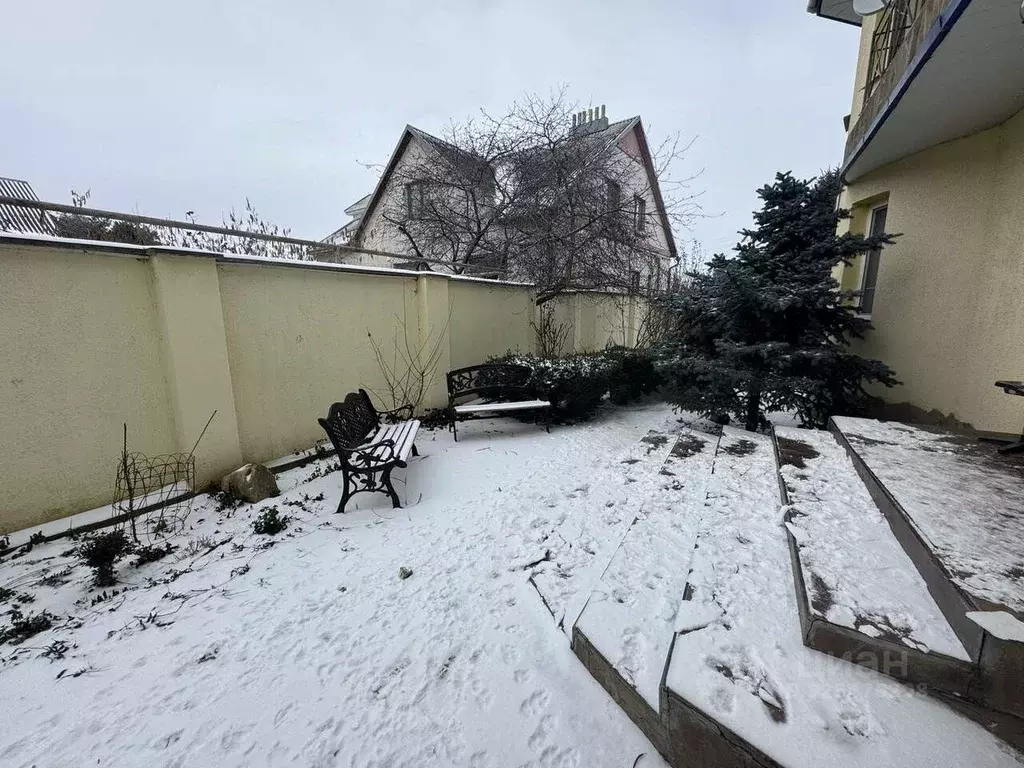 Дом в Крым, Симферопольский район, с. Мирное ул. Лесная, 7 (282 м) - Фото 1