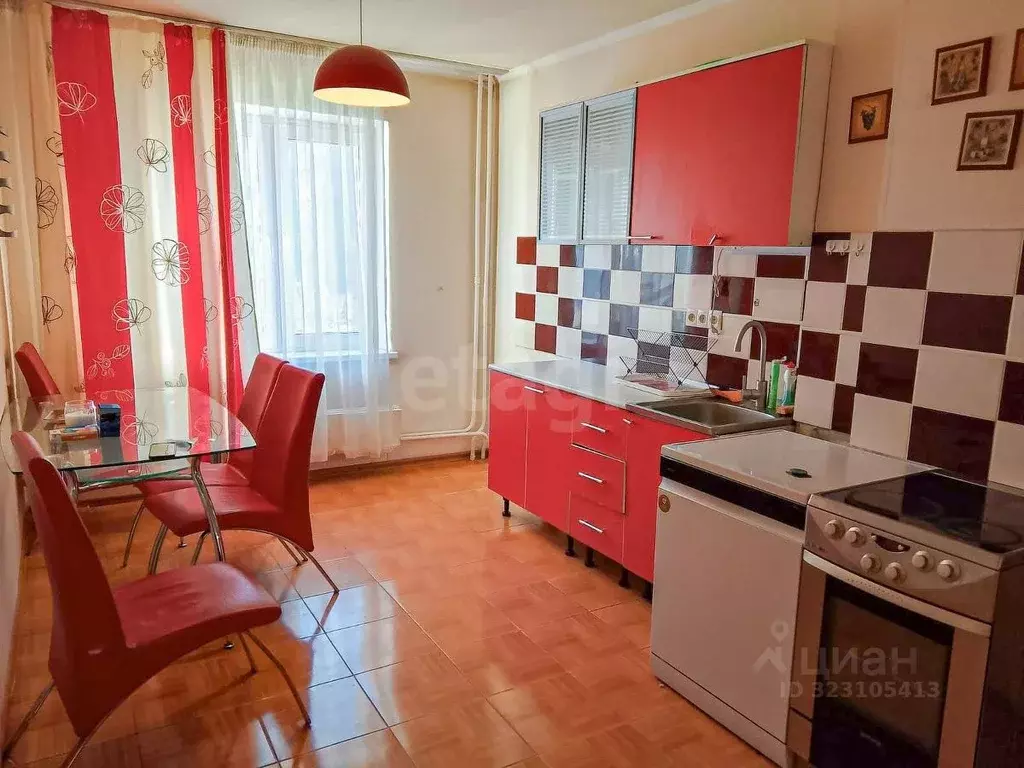 3-к кв. Красноярский край, Красноярск Линейная ул., 94 (69.8 м) - Фото 1