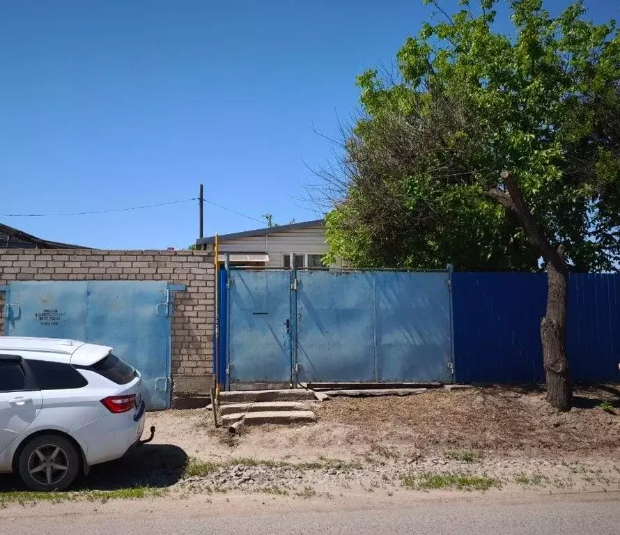 Дом в Волгоградская область, Краснослободск Среднеахтубинский район, ... - Фото 1