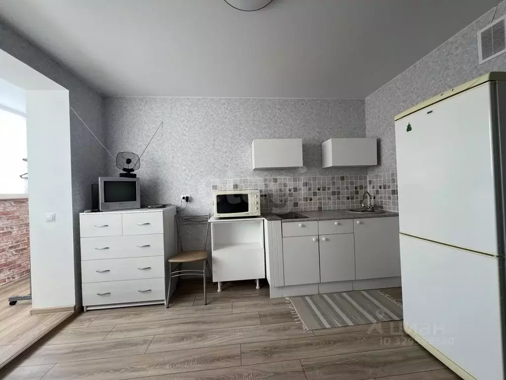 Студия Тюменская область, Тюмень ул. Новоселов, 113 (21.0 м) - Фото 1