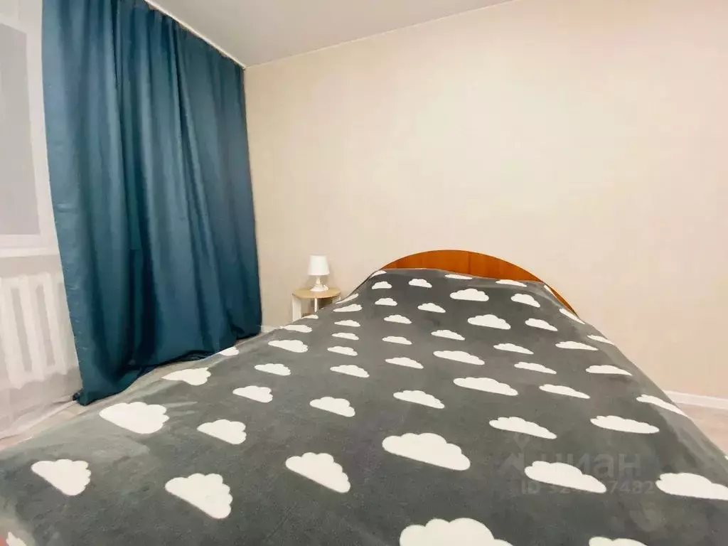 2-к кв. Челябинская область, Златоуст 3-й микрорайон проспекта имени ... - Фото 1