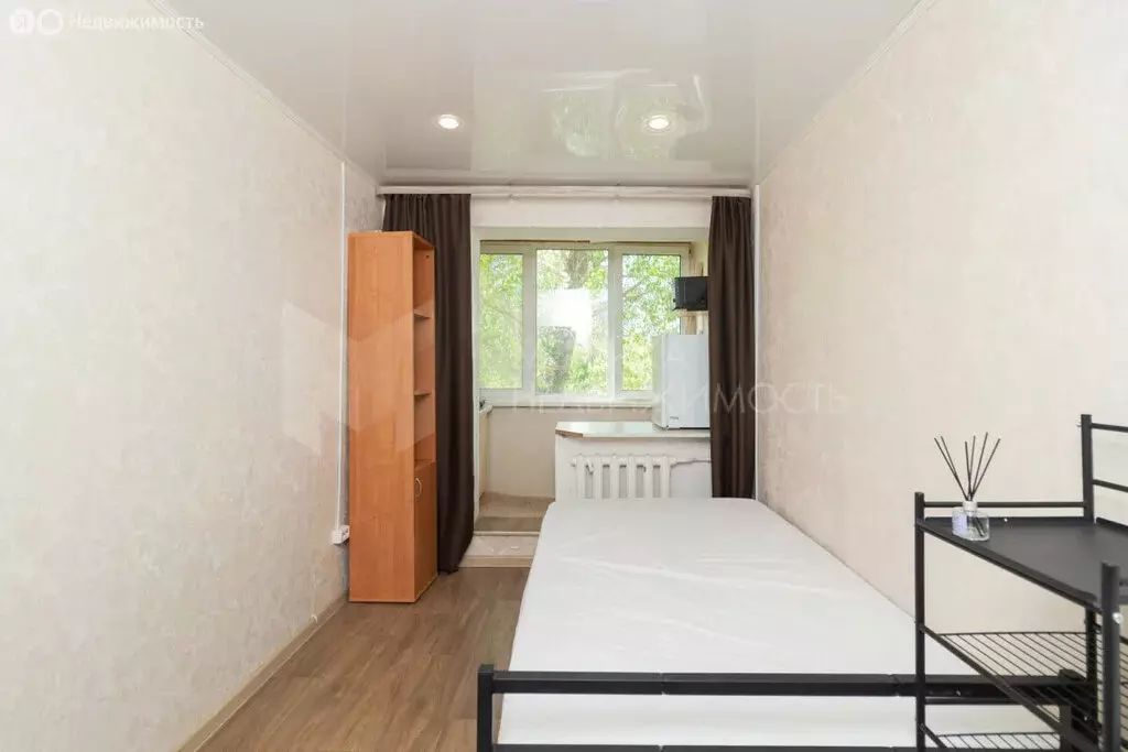 Квартира-студия: Тюмень, улица Мельникайте, 63 (15.9 м) - Фото 1