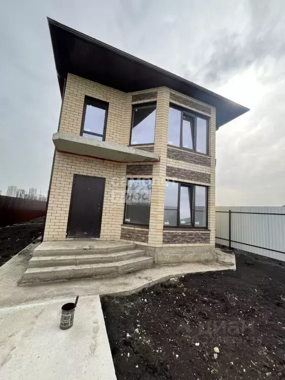 Дом в Краснодарский край, Краснодар ул. Командорская, 65 (130 м) - Фото 1