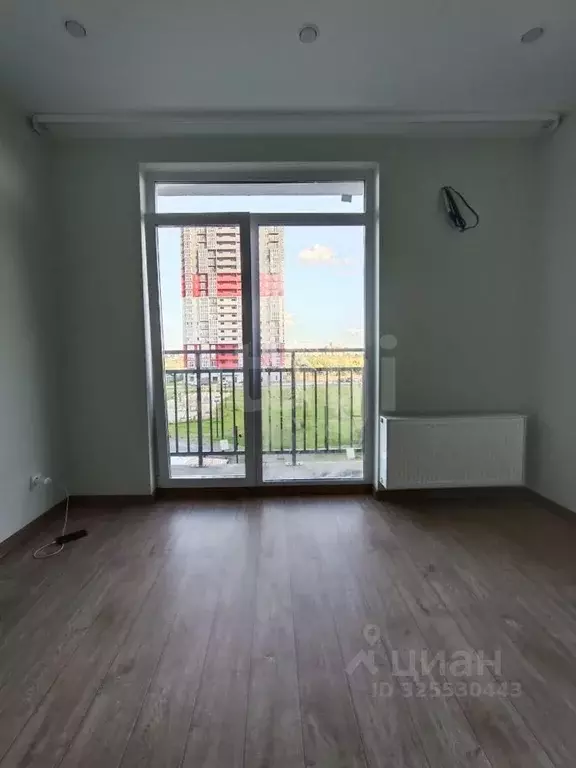 Студия Тюменская область, Тюмень ул. Краснооктябрьская, 16 (22.7 м) - Фото 1