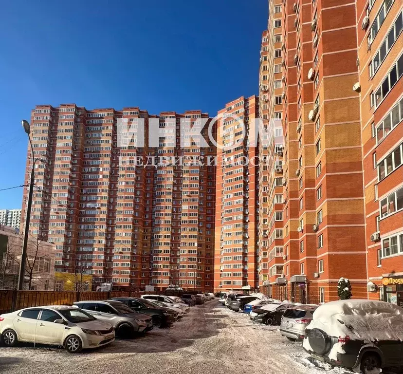 2-к кв. Московская область, Люберцы Инициативная ул., 13 (56.5 м) - Фото 1