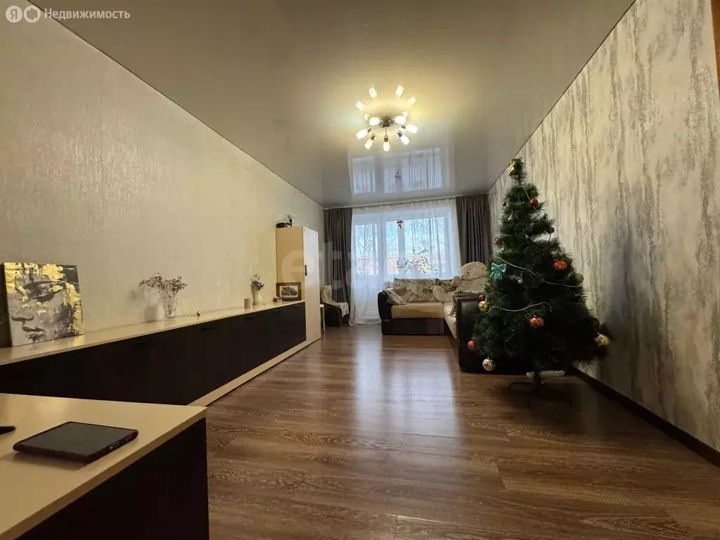 3-комнатная квартира: Нижний Тагил, улица Черных, 42 (57.7 м) - Фото 2