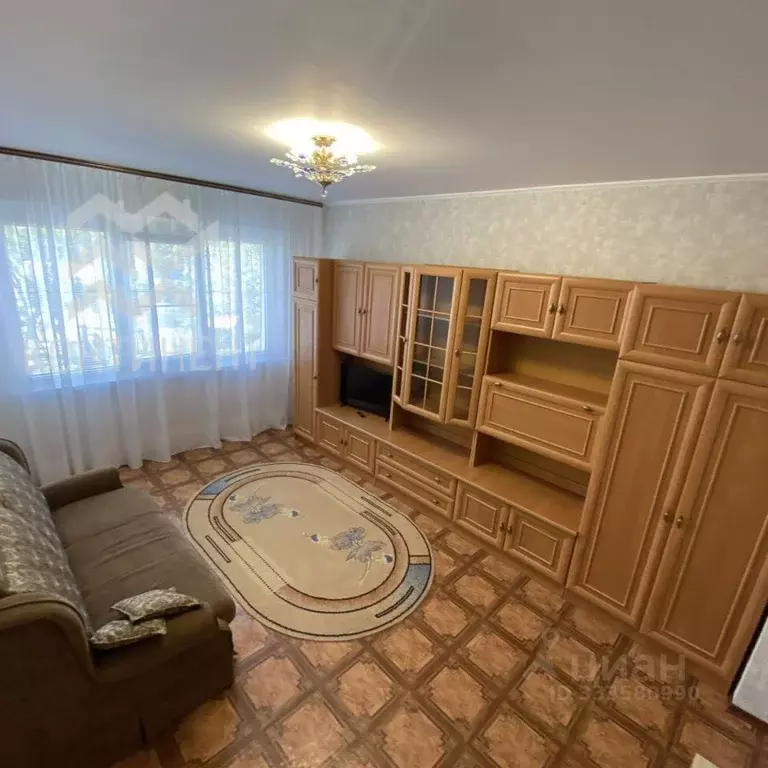 1-к кв. Крым, Черноморское пгт ул. Димитрова, 18 (34.5 м) - Фото 1