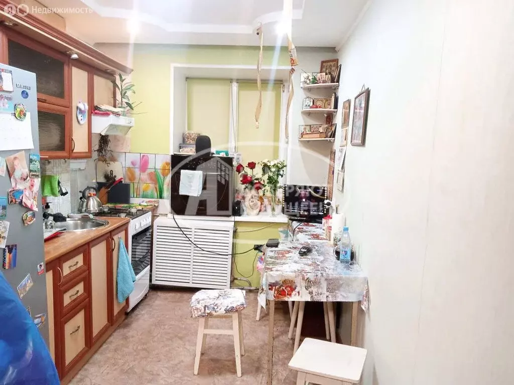 3-комнатная квартира: Фоки, Заводская улица, 91 (56 м) - Фото 1