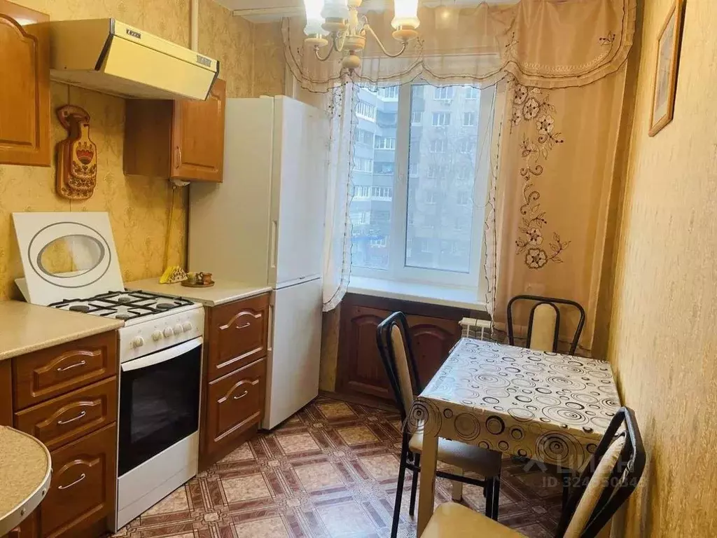 2-к кв. Самарская область, Тольятти ул. Мира, 92 (56.0 м) - Фото 1