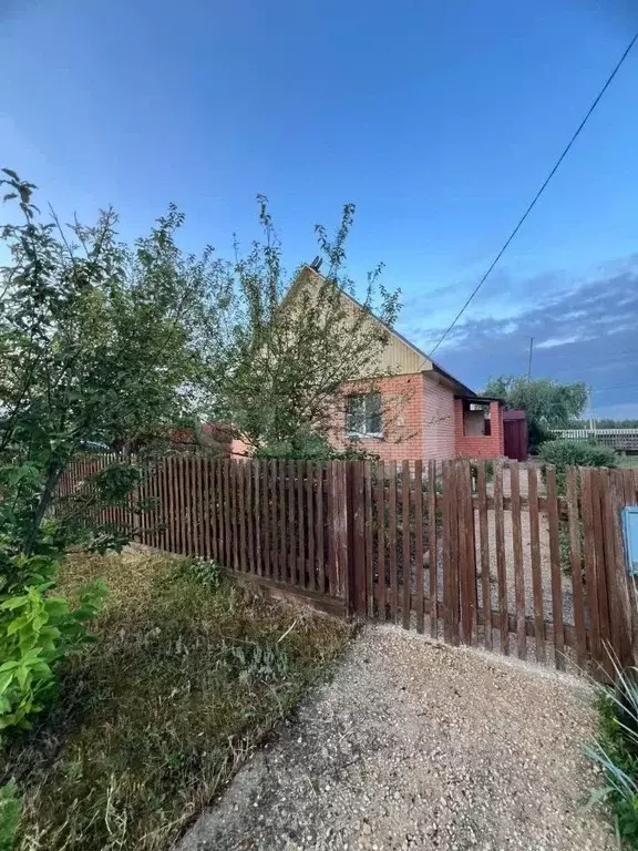 Дом в Липецкая область, Усманский муниципальный округ, с. Излегоще ул. ... - Фото 1