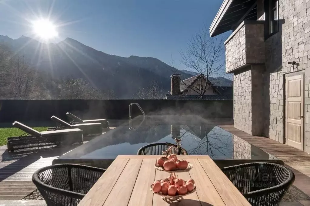 Дом в Краснодарский край, Сочи Красная Поляна пгт, ул. Дворцовая (600 ... - Фото 2