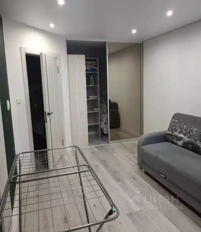 1-к кв. Кировская область, Киров ул. Мостовицкая, 6/3 (37.0 м) - Фото 2