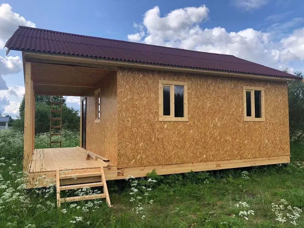 Дом в Ленинградская область, Тосненский район, Нурминское с/пос, д. ... - Фото 1