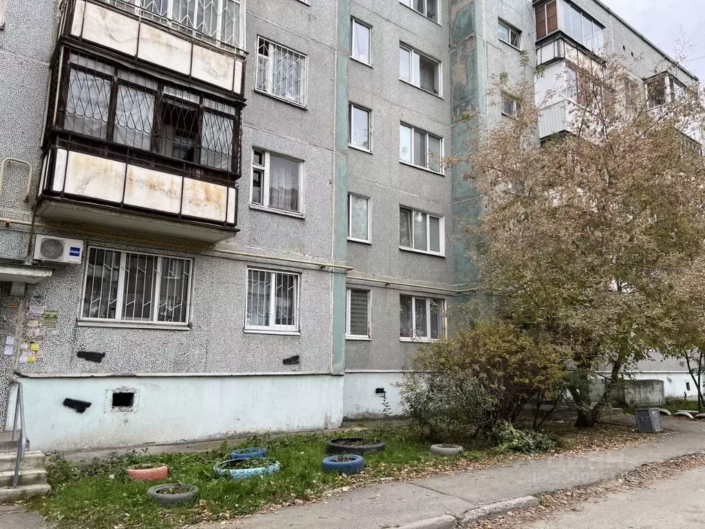 2-к кв. Свердловская область, Екатеринбург ул. Таватуйская, 12к2 (47.0 ... - Фото 1