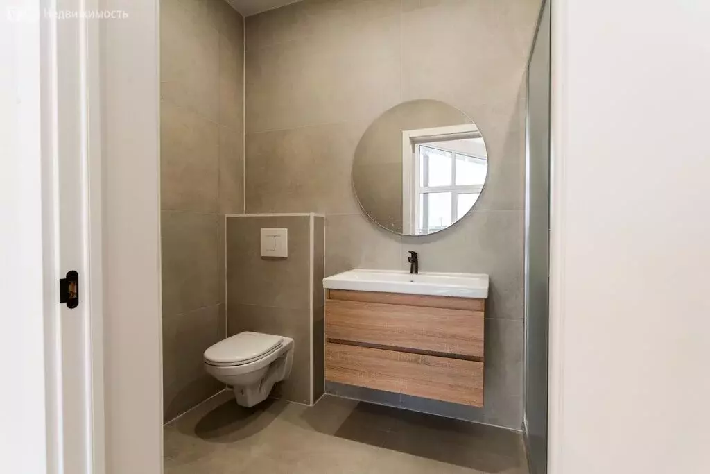 Дом в Пениковское сельское поселение, деревня Кабацкое (115.6 м) - Фото 1